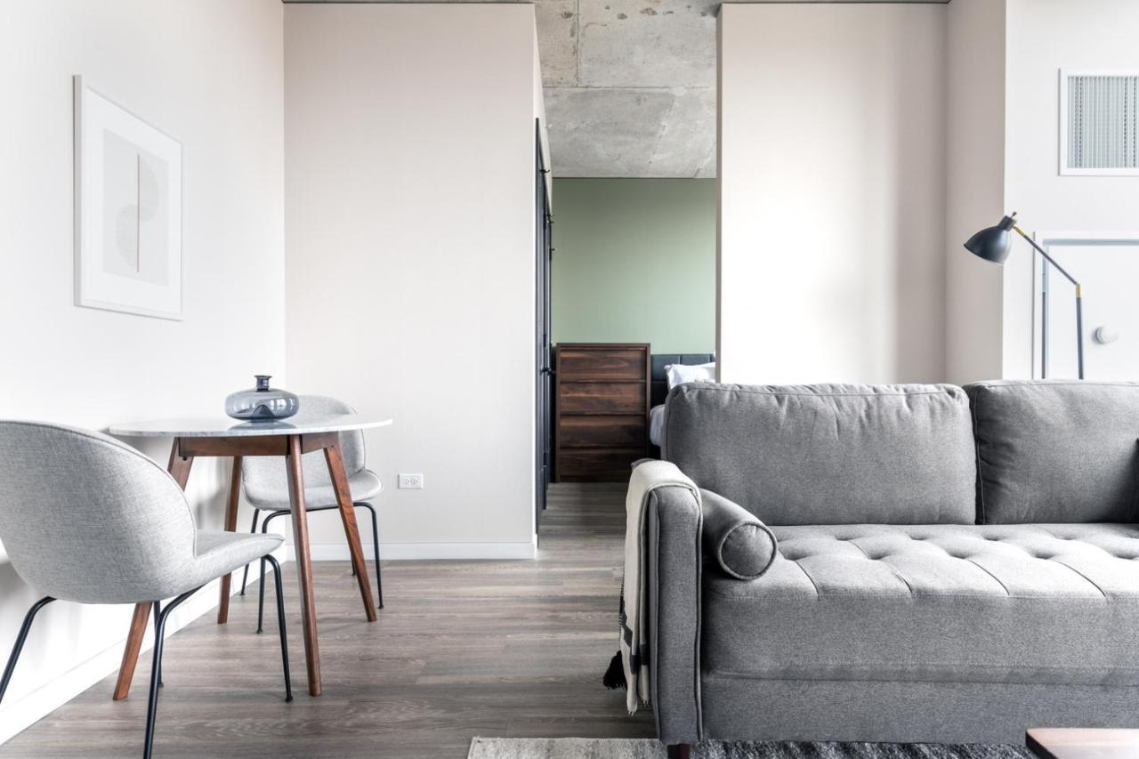 W Loop Studio W Pool Gym Nr Restaurant Row Chi-283 Chicago Exteriör bild